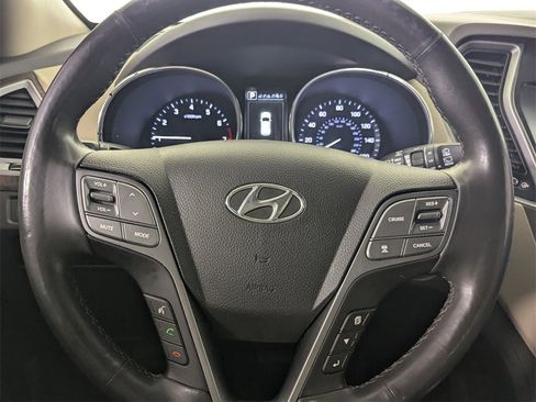 Used 2017 Hyundai Santa Fe SE Ultimate w/ SE Ultimate Tech Package 03 image 16