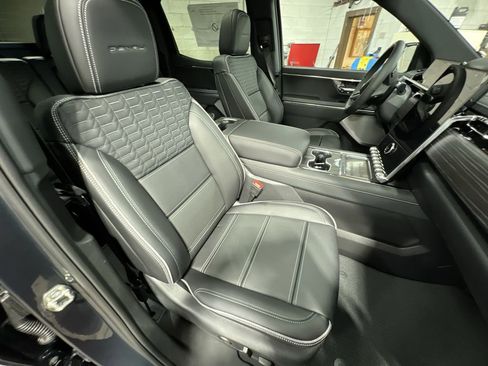 New 2025 GMC Sierra EV Denali image 28