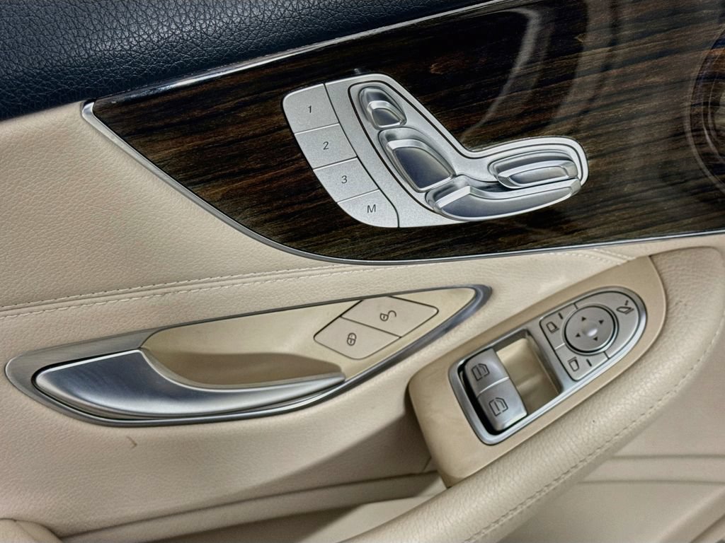 Used 2017 Mercedes-Benz C 300 Coupe image 19