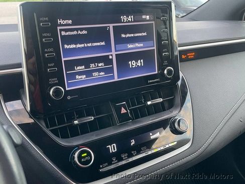 Used 2020 Toyota Corolla SE FWD image 34