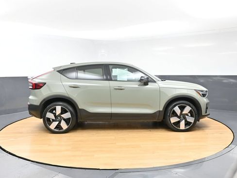 Used 2023 Volvo C40 P8 Recharge Ultimate AWD/4WD image 42