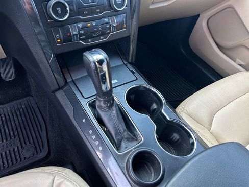 Used 2017 Ford Explorer XLT w/ Equipment Group 202A image 19