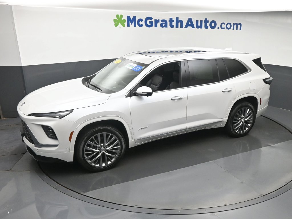 Used 2025 Buick Enclave Avenir w/ Super Cruise Package AWD/4WD image 22