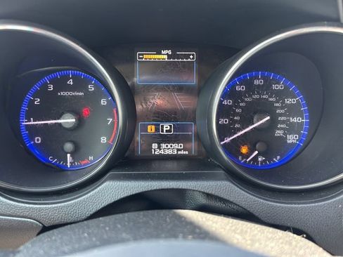 Used 2016 Subaru Outback 3.6R Limited AWD/4WD image 20