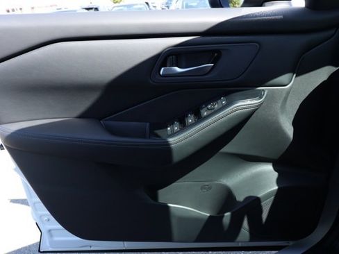 New 2026 Nissan Rogue SV image 23