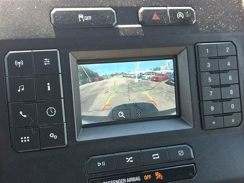 Used 2018 Ford F150 XLT AWD/4WD image 19