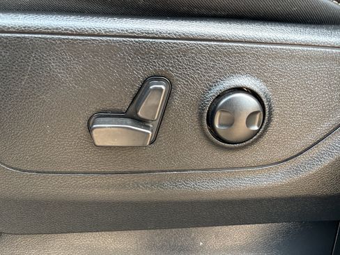 Used 2022 RAM 1500 Big Horn RWD image 8