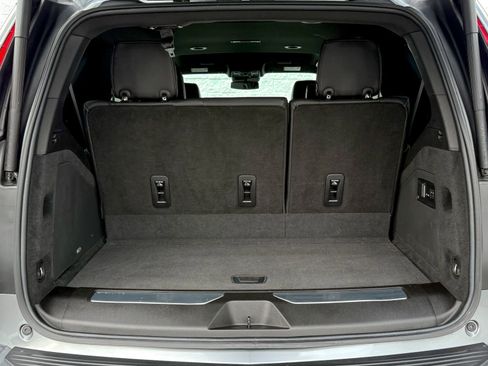 Certified 2022 Cadillac Escalade Luxury image 35