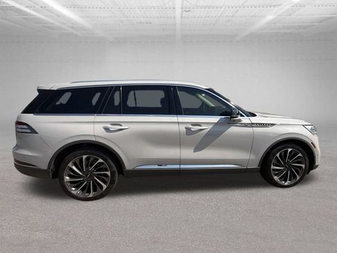 Used 2020 Lincoln Aviator Reserve w/ Equipment Group 202A AWD/4WD image 7
