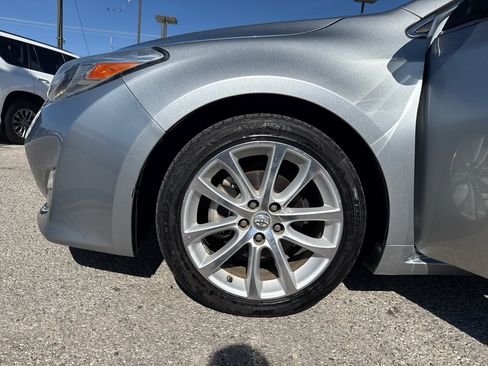 Used 2015 Toyota Avalon XLE Touring image 26