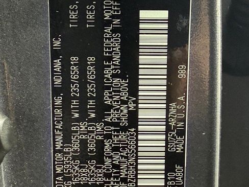 Used 2022 Toyota Highlander LE image 22