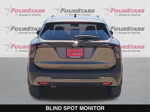 New 2026 Nissan Kicks SR image 5