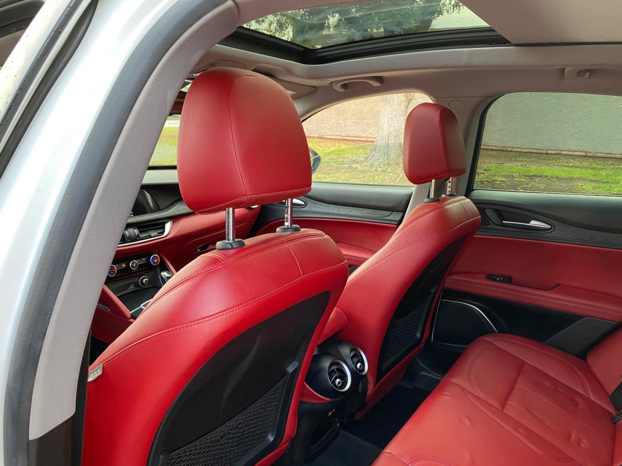 Used 2019 Alfa Romeo Stelvio w/ Nero Edizione RWD image 42