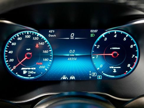 Used 2021 Mercedes-Benz GLC 63 AMG GLC 63 AMG image 17