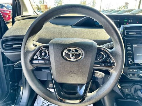 Used 2021 Toyota Prius LE image 22