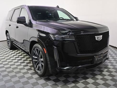 Used 2023 Cadillac Escalade Sport Platinum image 9
