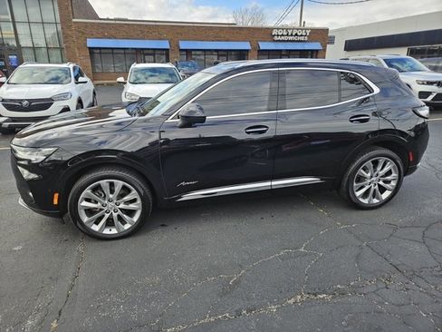 Certified 2023 Buick Envision Avenir image 4