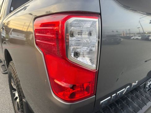 Used 2021 Nissan Titan SV w/ Accessory Utility Package image 36