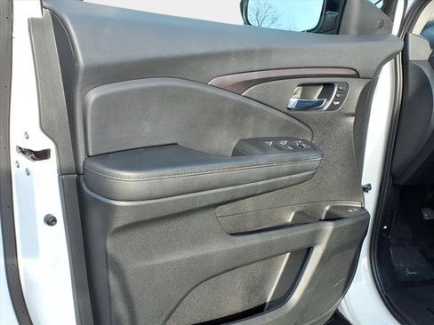 Used 2021 Honda Pilot Special Edition image 7