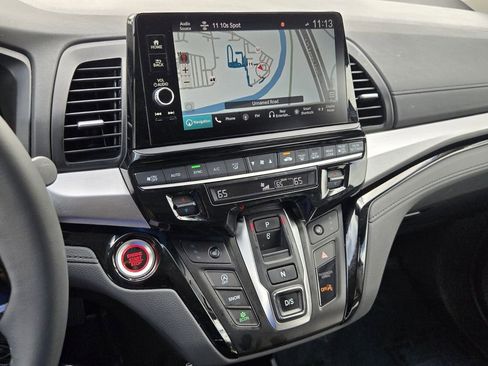 Used 2026 Honda Odyssey Touring image 25