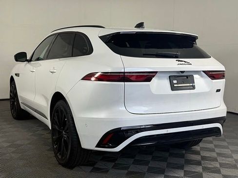 New 2026 Jaguar F-PACE R-Dynamic S image 9