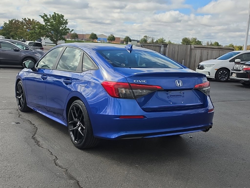 Used 2023 Honda Civic Sport image 5
