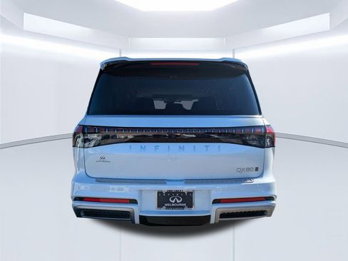Used 2025 INFINITI QX80 Luxe image 5