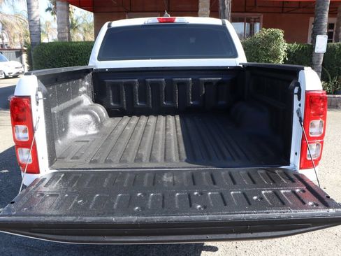 Used 2022 Ford Ranger XL w/ Equipment Group 101A High RWD image 8