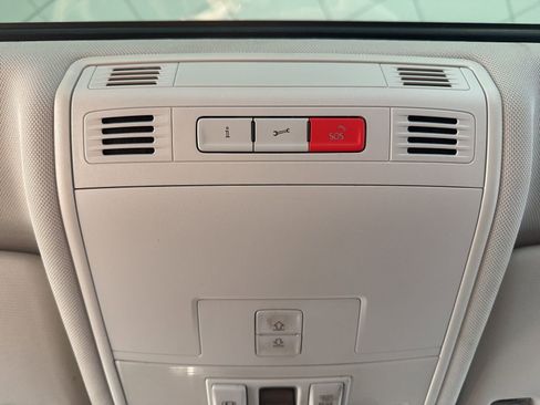 Used 2017 Volkswagen Golf Alltrack SE image 32