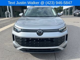 Certified 2026 Volkswagen Tiguan SE w/ Panoramic Sunroof Package AWD/4WD video 2