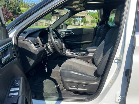 Used 2022 Mitsubishi Outlander SE FWD image 25