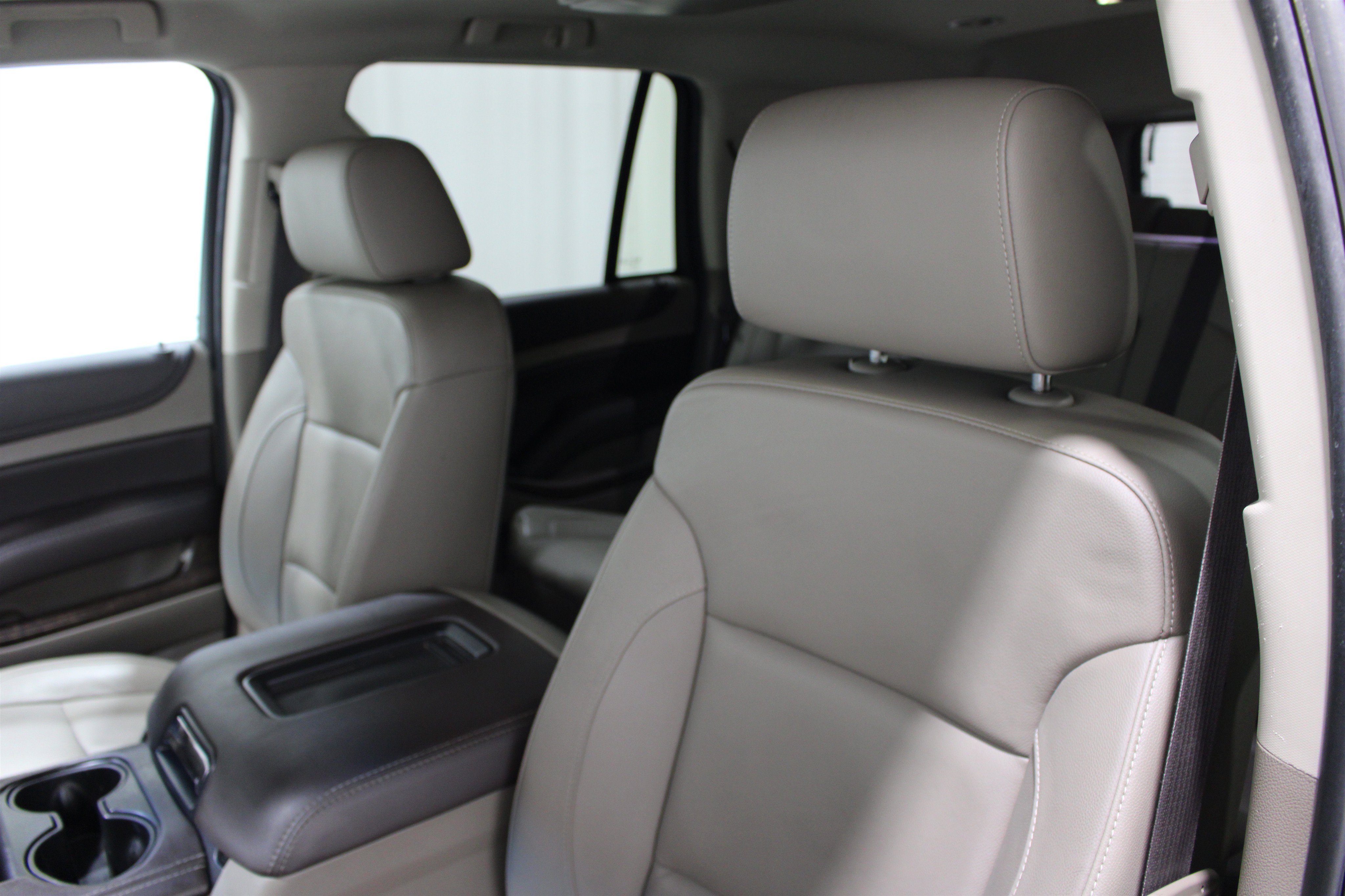 Used 2017 Chevrolet Tahoe LT AWD/4WD image 4
