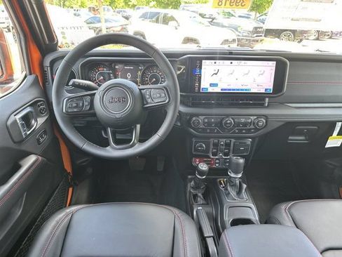 New 2026 Jeep Wrangler Unlimited Rubicon AWD/4WD image 27