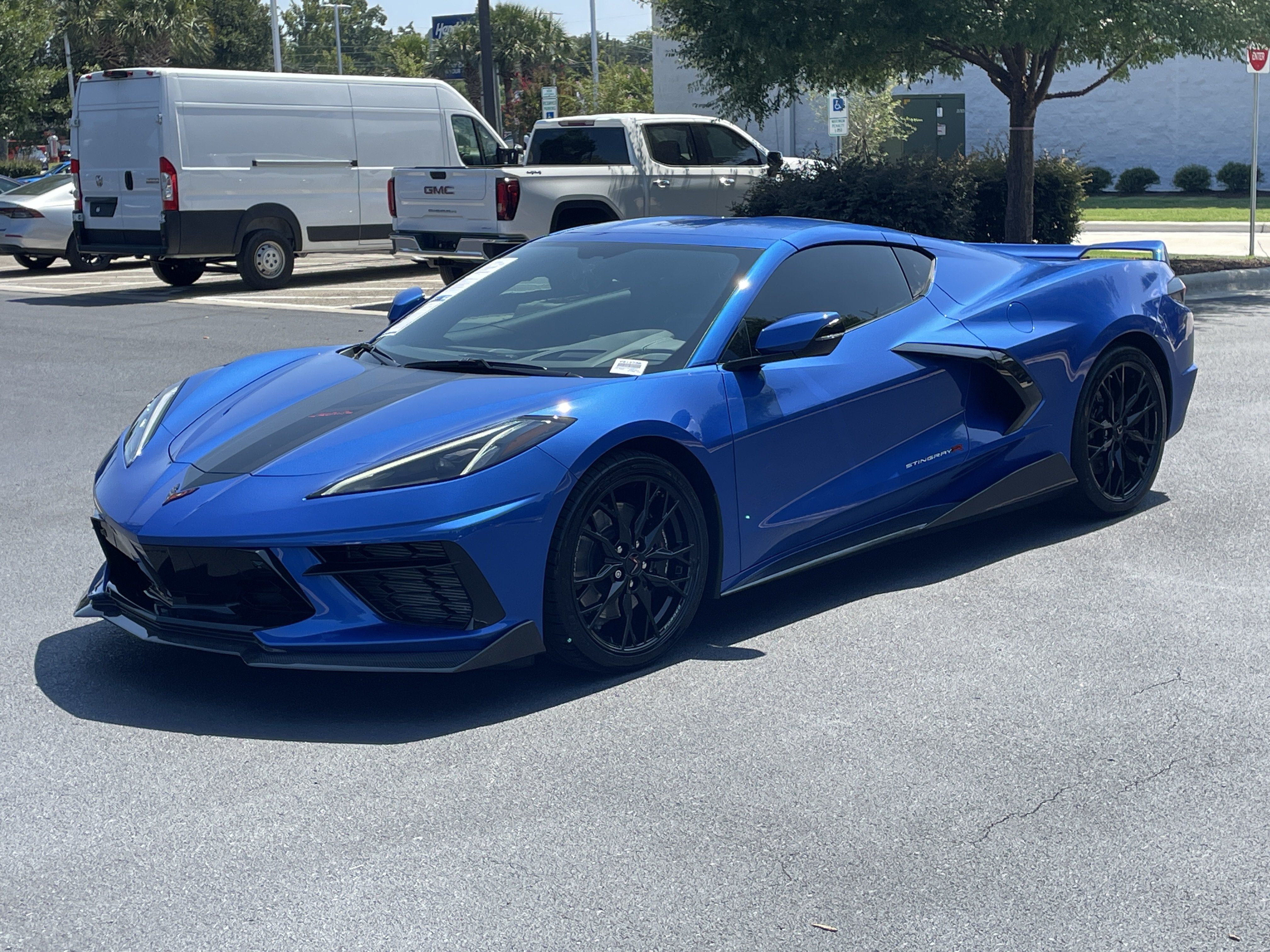 Used 2023 Chevrolet Corvette Stingray Premium Cpe w/ Z51 Performance Package RWD image 4