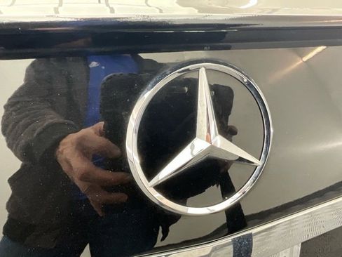 Used 2014 Mercedes-Benz E 350 4MATIC Sedan image 24