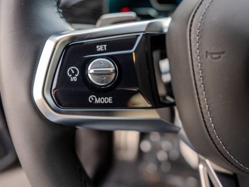 Used 2024 BMW i7 eDrive50 w/ M Sport Package image 6