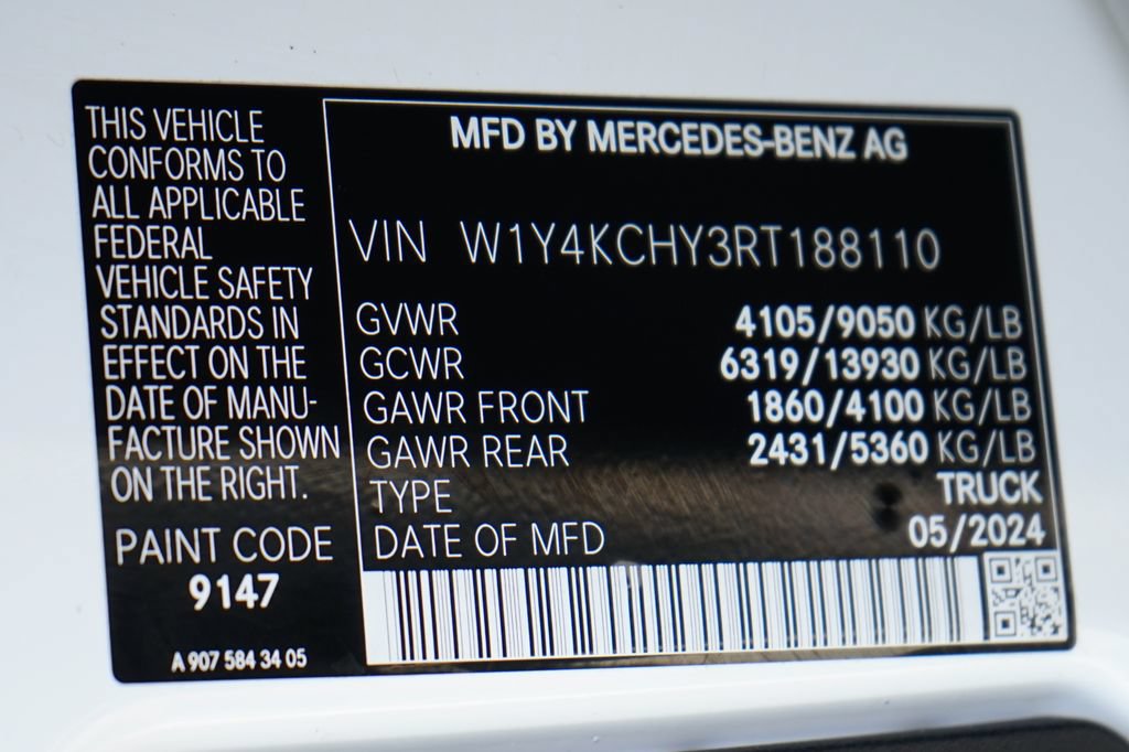 Used 2024 Mercedes-Benz Sprinter 2500 w/ Acoustic Package image 48