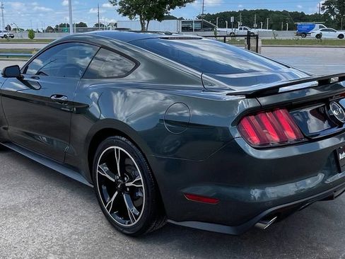 Used 2016 Ford Mustang GT Premium w/ Equipment Group 401A RWD image 3