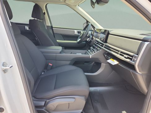 New 2026 Hyundai Santa Fe SE FWD image 18