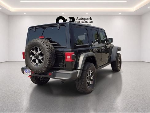 Used 2019 Jeep Wrangler Unlimited Rubicon w/ Safety Group AWD/4WD image 5