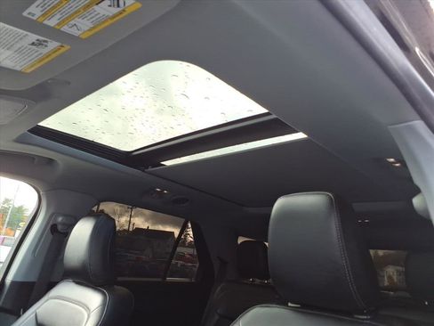 Certified 2020 Ford Explorer XLT w/ Equipment Group 202A image 14