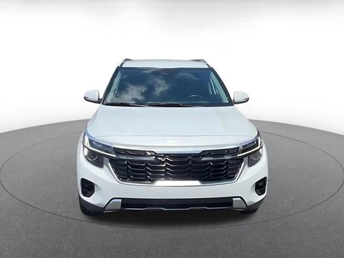 Used 2025 Kia Seltos S FWD image 5