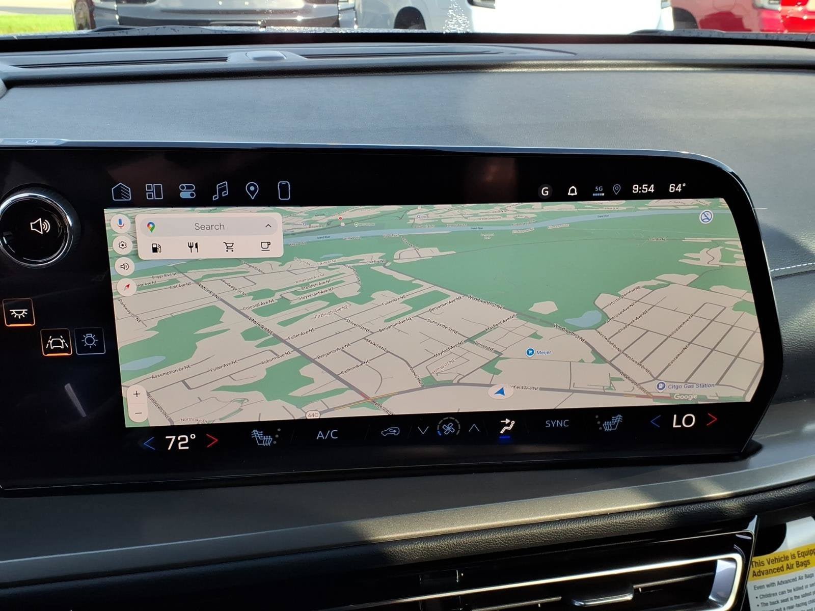 New 2027 Chevrolet Traverse LT AWD/4WD image 7