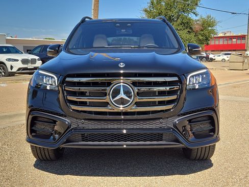 New 2026 Mercedes-Benz GLS 580 4MATIC image 10