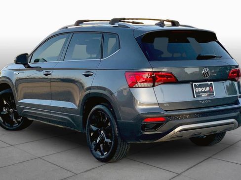 Used 2024 Volkswagen Taos SE FWD image 12