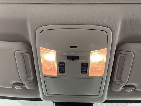 Used 2018 Toyota RAV4 XLE image 34