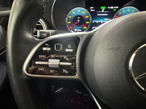 Used 2020 Mercedes-Benz GLC 350e GLC 350e image 29