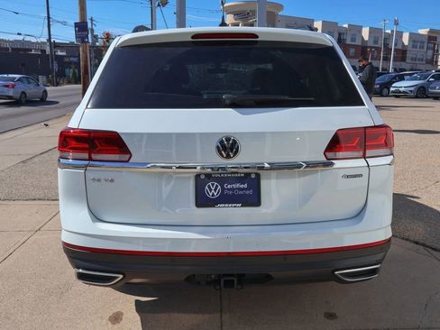 Certified 2023 Volkswagen Atlas SE w/ Panoramic Sunroof Package image 4