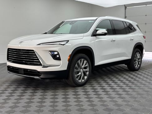 New 2026 Buick Enclave Preferred w/ Power Package FWD image 2