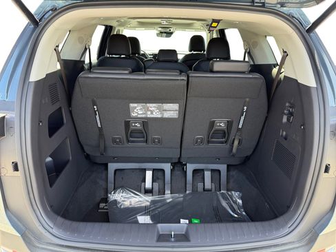 New 2026 Kia Carnival SX FWD image 17